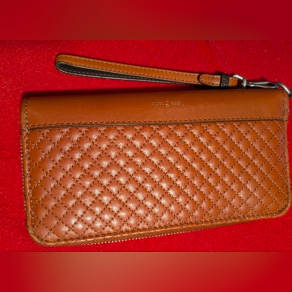 Brown Quilted Leather Caryall RFID Accordion Wristlet Wallet EUC - Picture 1 of 6